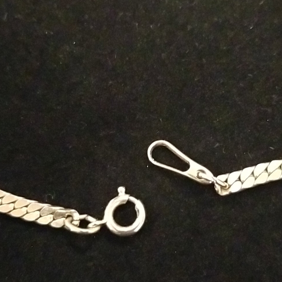 Large locket necklace - Picture 7 of 7